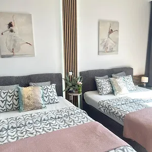  Apartment Exclusive Smolna Poland